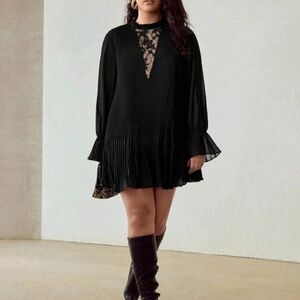 MOTF Elegant Black Lace Long Sleeve Dress